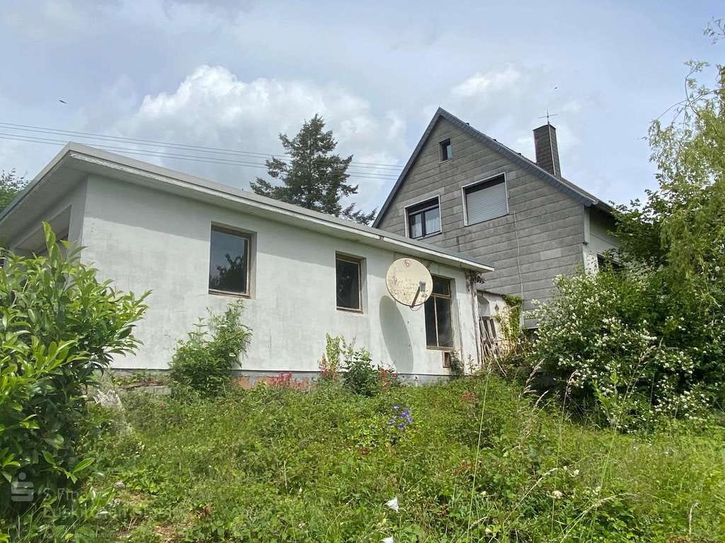 Immobilie in Mechernich - Mechernich-Weyer: Kapitalanlage mit zwei vermieteten Wohnhäusern auf großzügigem Grundstück - Bild 1