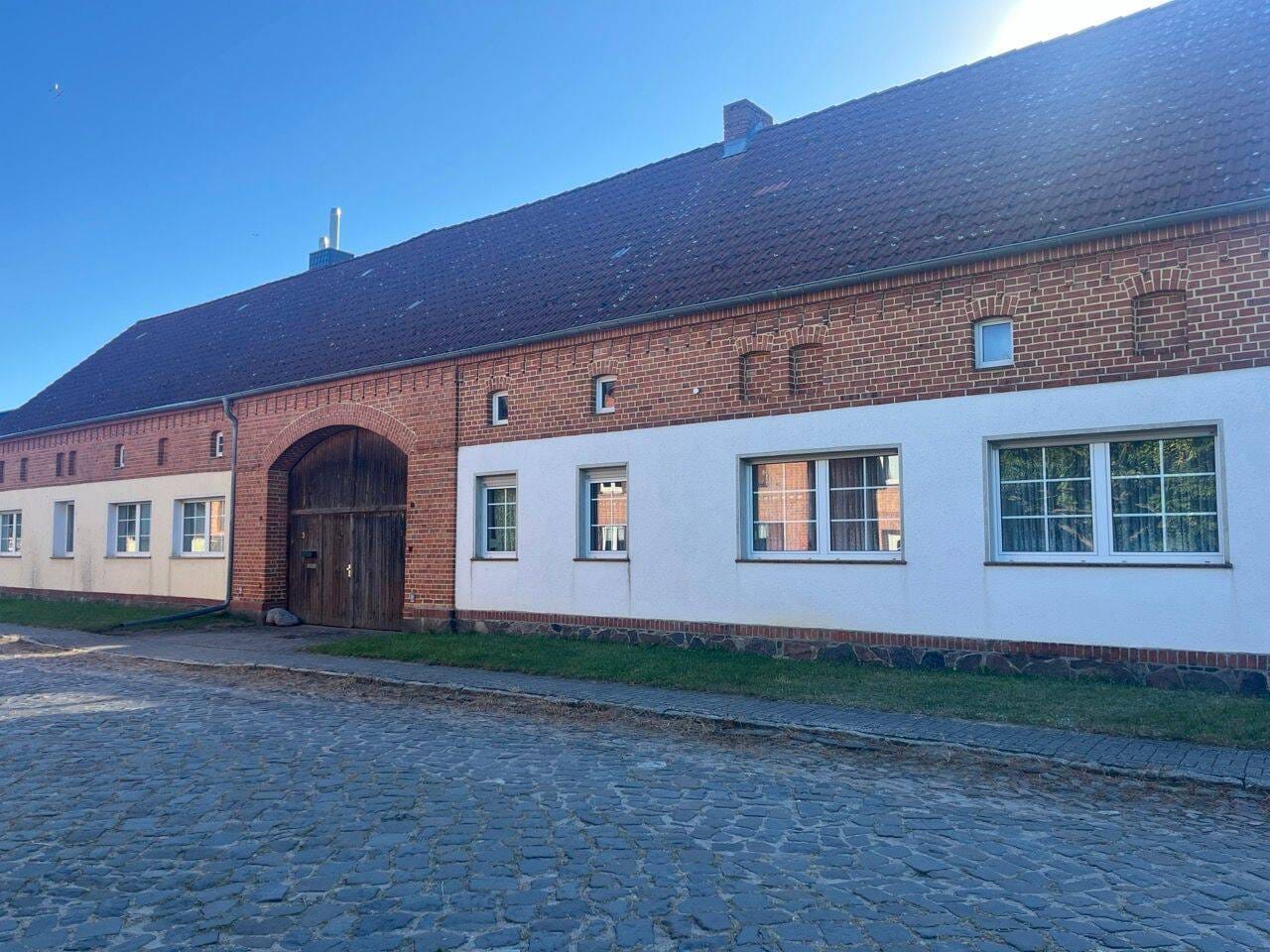 Immobilie in Stendal - Zweigenerationenhaus / Hof / Bauernhaus - Bild 1