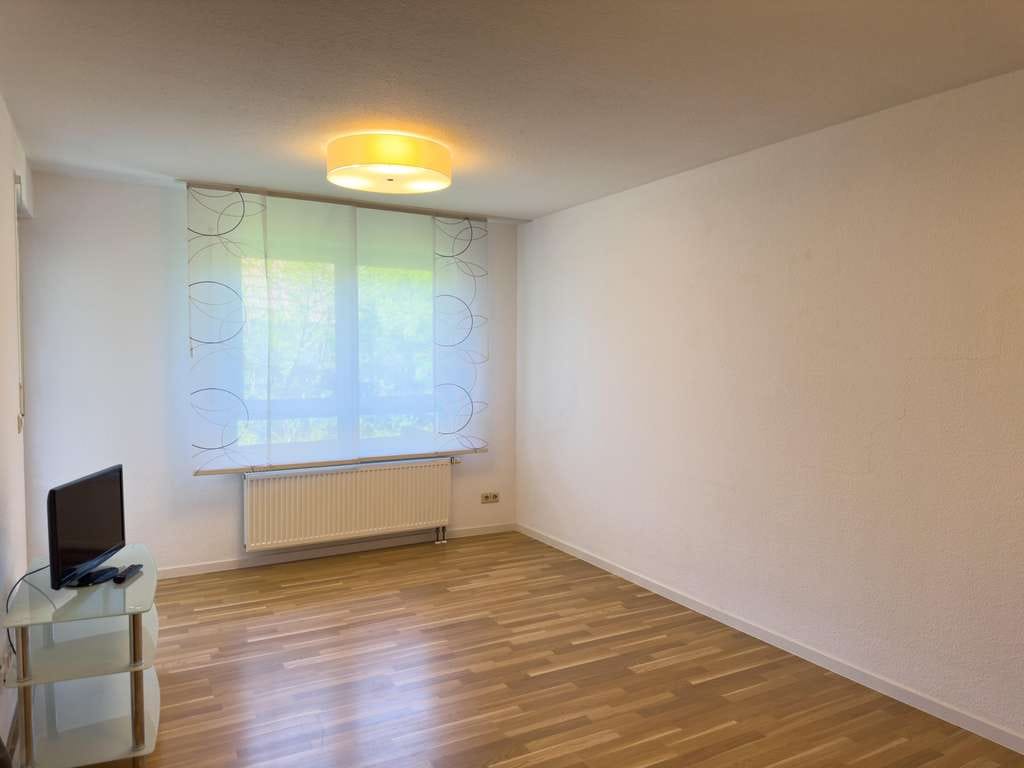 Immobilie in Neckartenzlingen - Klein, fein, zentral – Ihr Einstieg ins eigene Zuhause in Neckartenzlingen
  - Bild 1