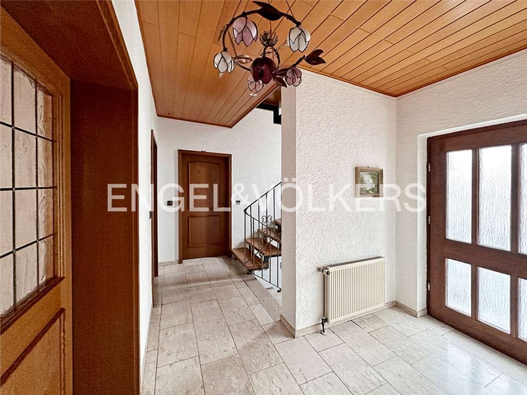 Immobilie in Hadamar - Einfamilienhaus mit guter Verkehrsanbindung in naturnaher Stadtrandlage - Bild 4