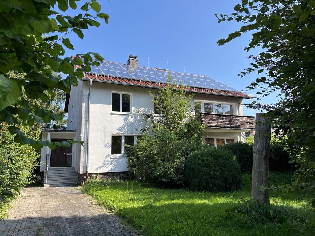 Immobilie in Bad Pyrmont - "Hübsch und großzügig: Einfamilienhaus in Bad Pyrmont-OT zu verkaufen!" - Bild 0