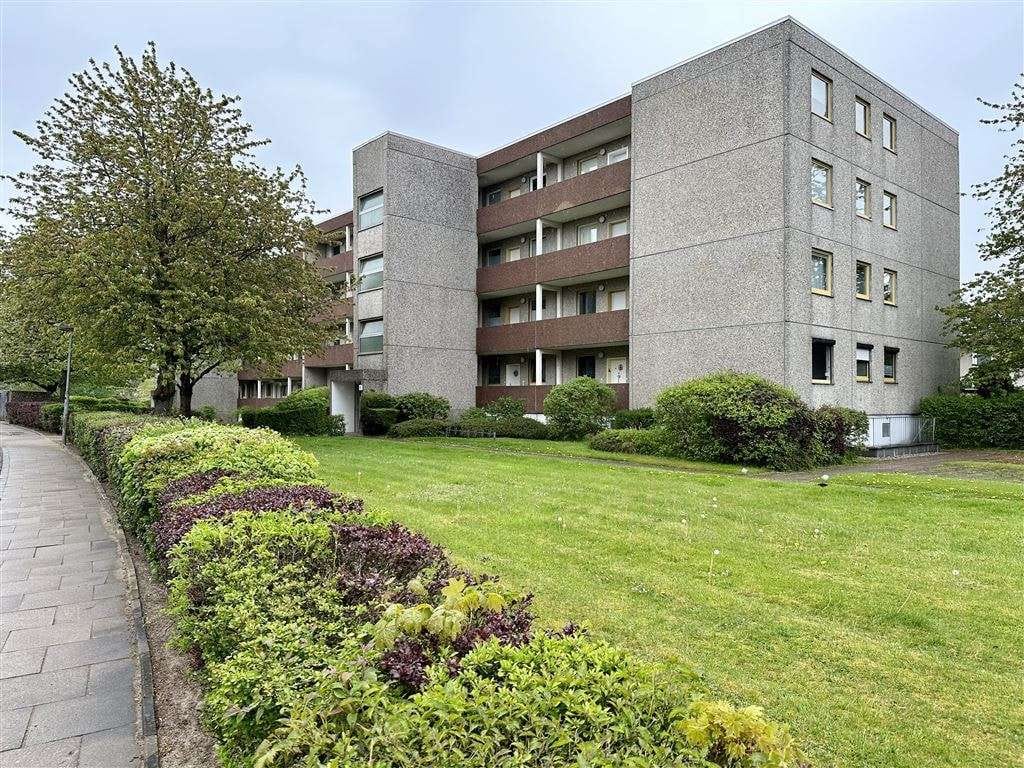 Immobilie in Altenholz - Bezugsfreie 2-Zimmer-Wohnung mit großem, sonnigen Balkon u. Stellplatz // Schoolredder, Altenholz - Bild 0