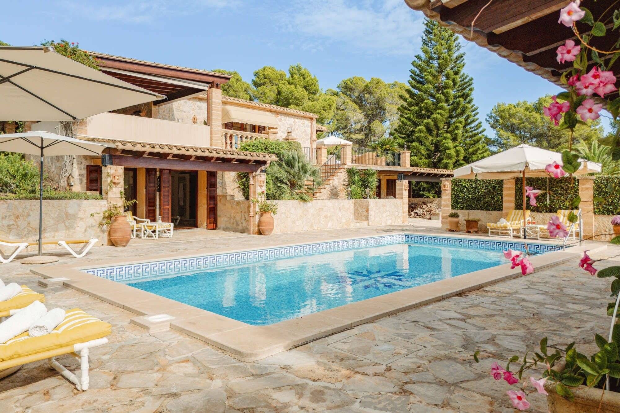 Immobilie in Münchenbernsdorf - Ein Refugium EXKLUSIV bei Mayer & Dau! Mediterrane Finca in traumhafter Lage! Obj. 8198 - Bild 2