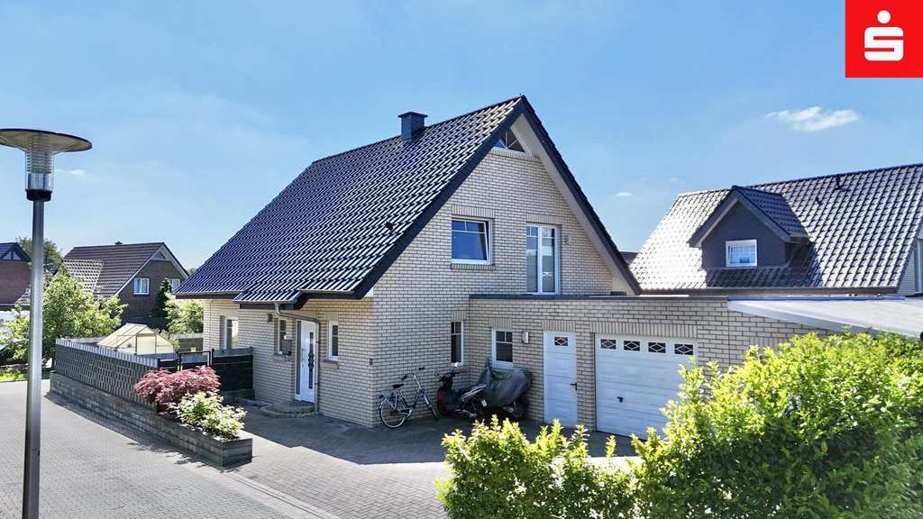 Immobilie in Isterberg - Großzügiges Einfamilienhaus mit viel Platz in ruhiger Wohnlage von Schüttorf  - Bild 0