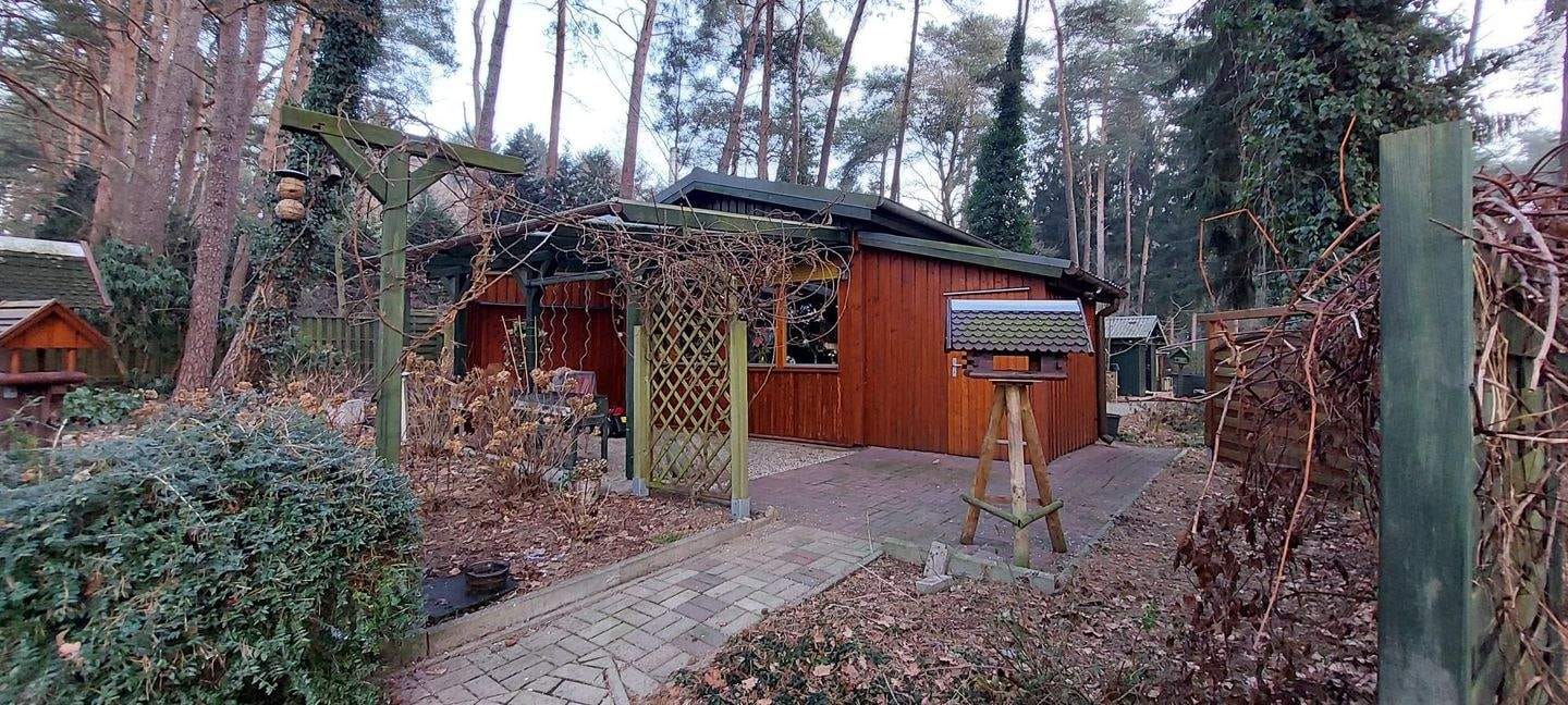Immobilie in Heeslingen - Exklusives Wochenendhaus mit viel Charme und Komfort - Bild 0