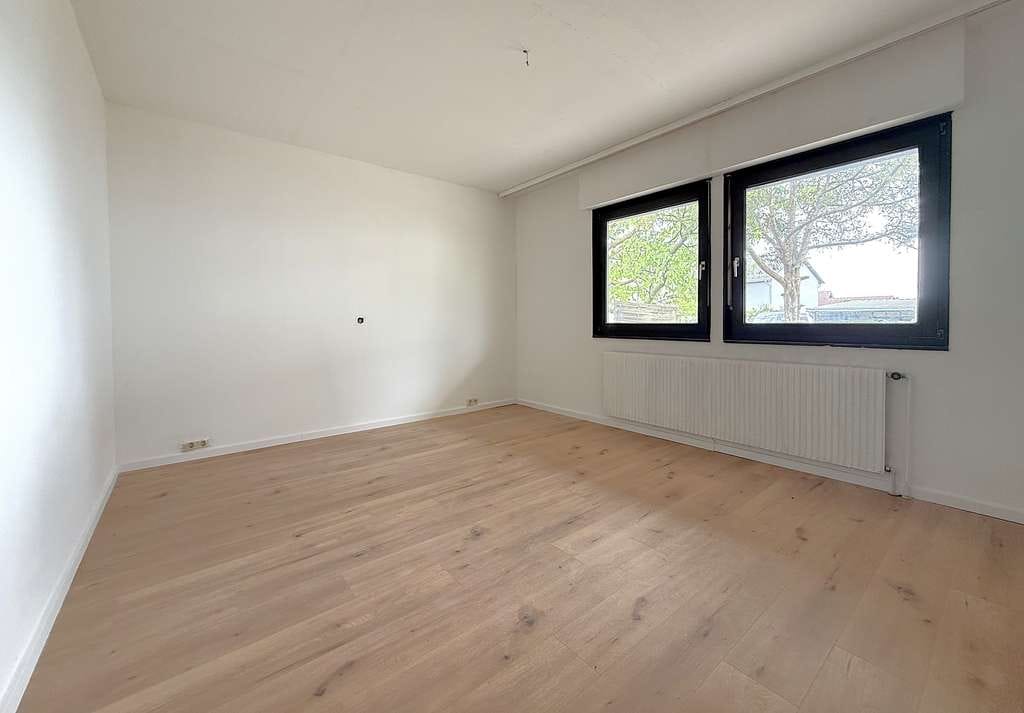Immobilie in Gräfenberg - Viel Platz für die Familie: Einfamilienhaus mit großem Garten und Ausbauoptionen - Bild 4