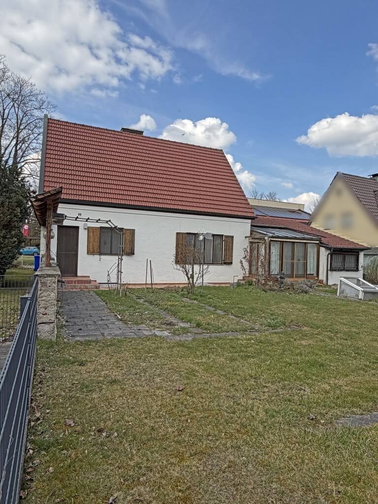Immobilie in Altötting - Charmantes Einfamilienhaus mit Anbau in Altötting - Bild 1