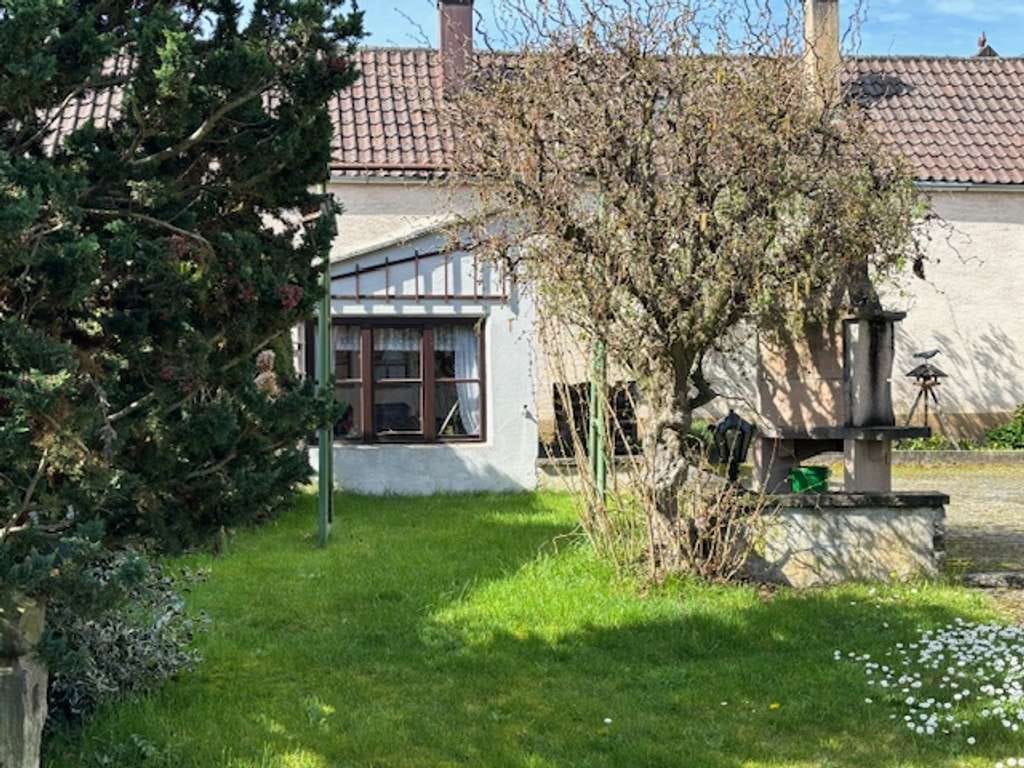 Immobilie in Ilsfeld - kurze Wege in den Ort, entspannte Wohnatmosphäre innen und außen! - Bild 2