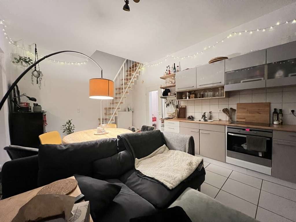 Immobilie in Schwaig bei Nürnberg - Terrassentraum in toller Lage! 1,5-Zimmer-Wohnung mit eigenem Zugang und romantischer Terrasse - Bild 1