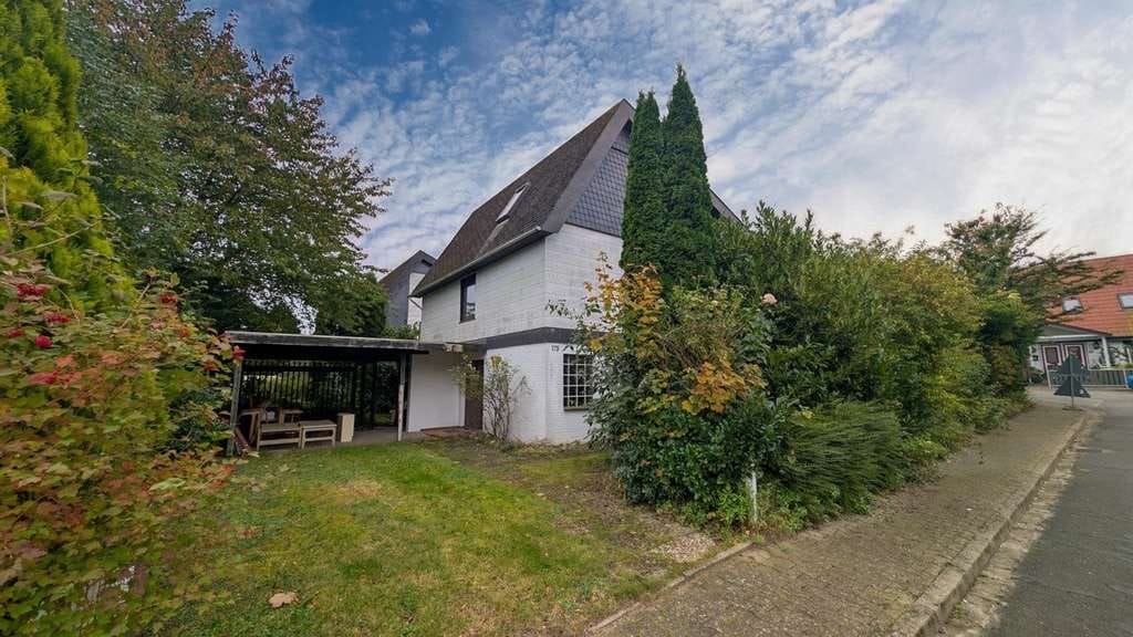 Immobilie in Maasholm - Entkerntes, im Rohbau befindliches Einfamilienhaus mit viel Gestaltungspotenzial! - Bild 1