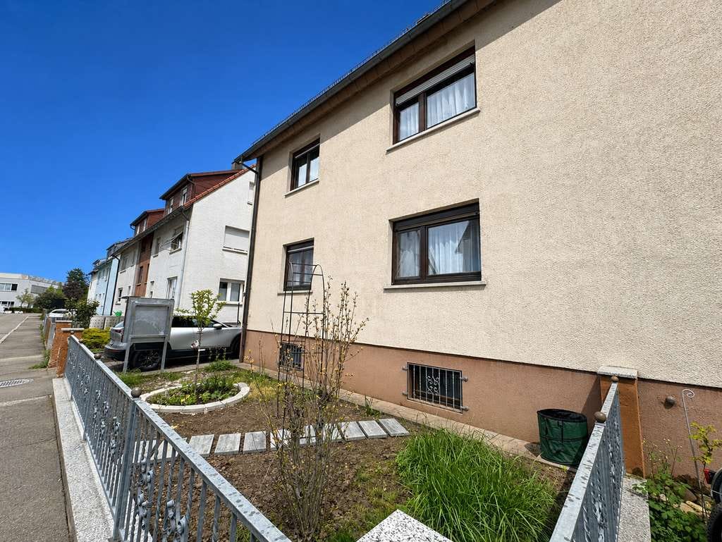 Immobilie in Salach - Zweifamilien-Doppelhaushälfte mit Garten in ruhiger Wohnlage! - Bild 1