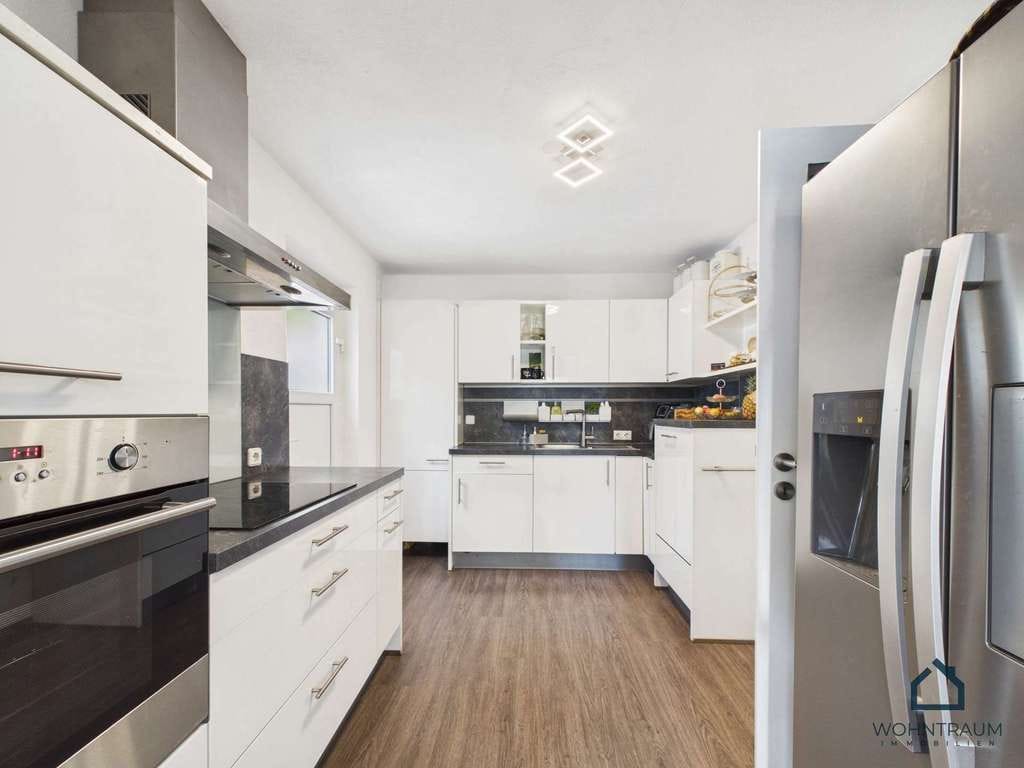 Immobilie in Schwanau - Seltene Gelegenheit: Zweifamilienhaus mit Ferienwohnung, Pool & 1.961 m² Grundstück - Bild 4