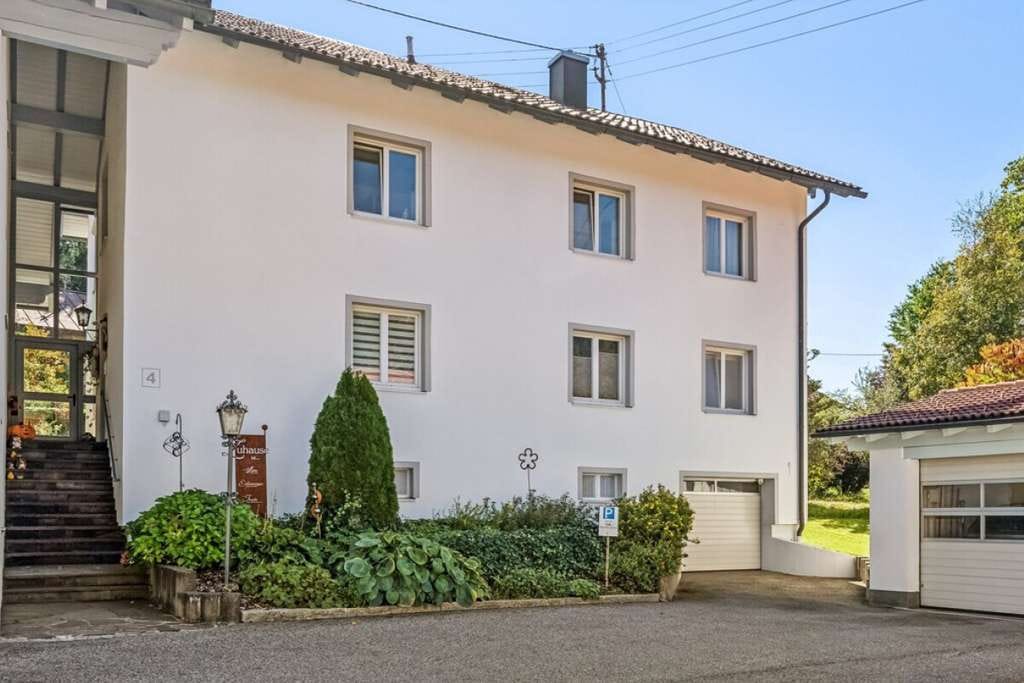 Immobilie in Weitnau - Provisionsfrei – Zweifamilienhaus mit kluger Aufteilung und sonnigem Garten in ruhiger Lage - Bild 1