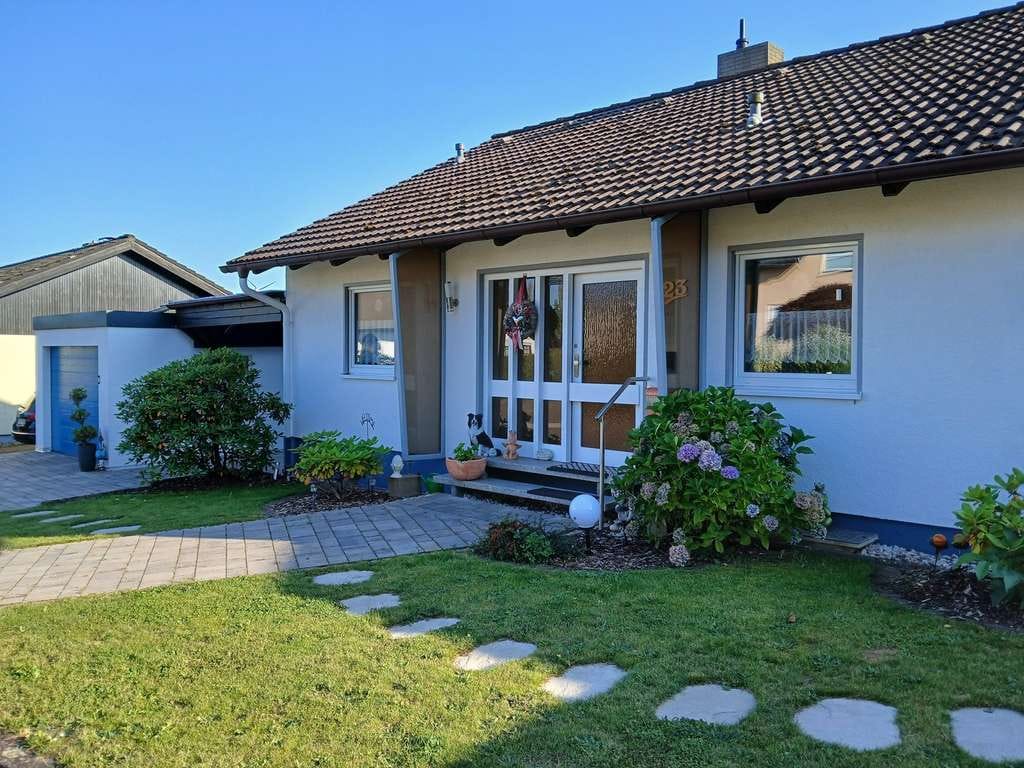 Immobilie in Gusenburg - PROVISIONSFREI - Großer, charmanter  Bungalow mit Untergeschoß - keine Renovierungen, nur einziehen! - Bild 0