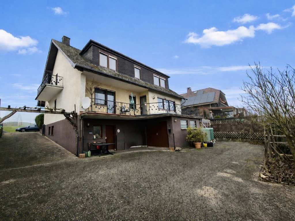 Immobilie in Ellenz-Poltersdorf - Ellenz-Poltersdorf | 1-2 Familienhaus | 2 Garagen | idealer Grundriss - Bild 0