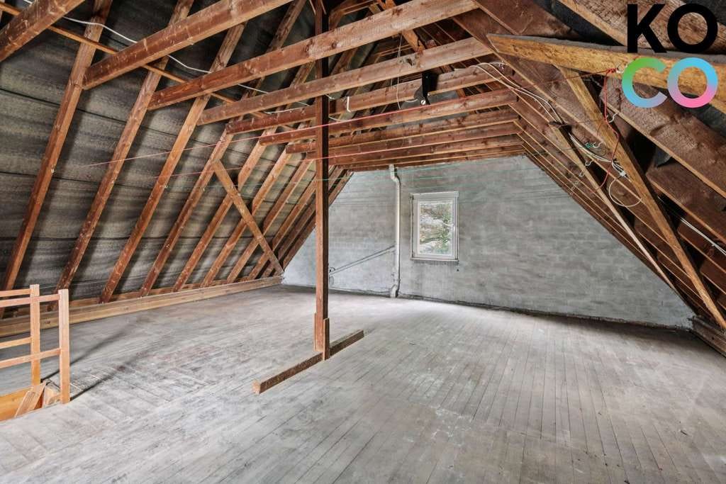 Immobilie in Heiligenhaus - Dreifamilienhaus mit großem Garten, Garage & Ausbaupotenzial–attraktive Gelegenheit in Heiligenhaus - Bild 3