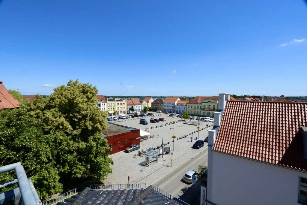 Immobilie in Ribnitz-Damgarten - Historisches Wohn- u. Geschäftshaus mit ca. 580m² Ntzfl. u. vielseitigen Nutzungsmöglichkeiten in Ri - Bild 3