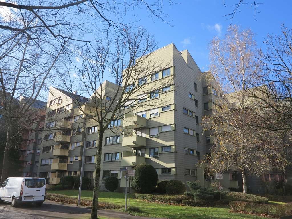 Immobilie in Denzlingen - Angenehmes Wohnen mit Dachterrasse, 
Wintergarten und Aufzug - Bild 0