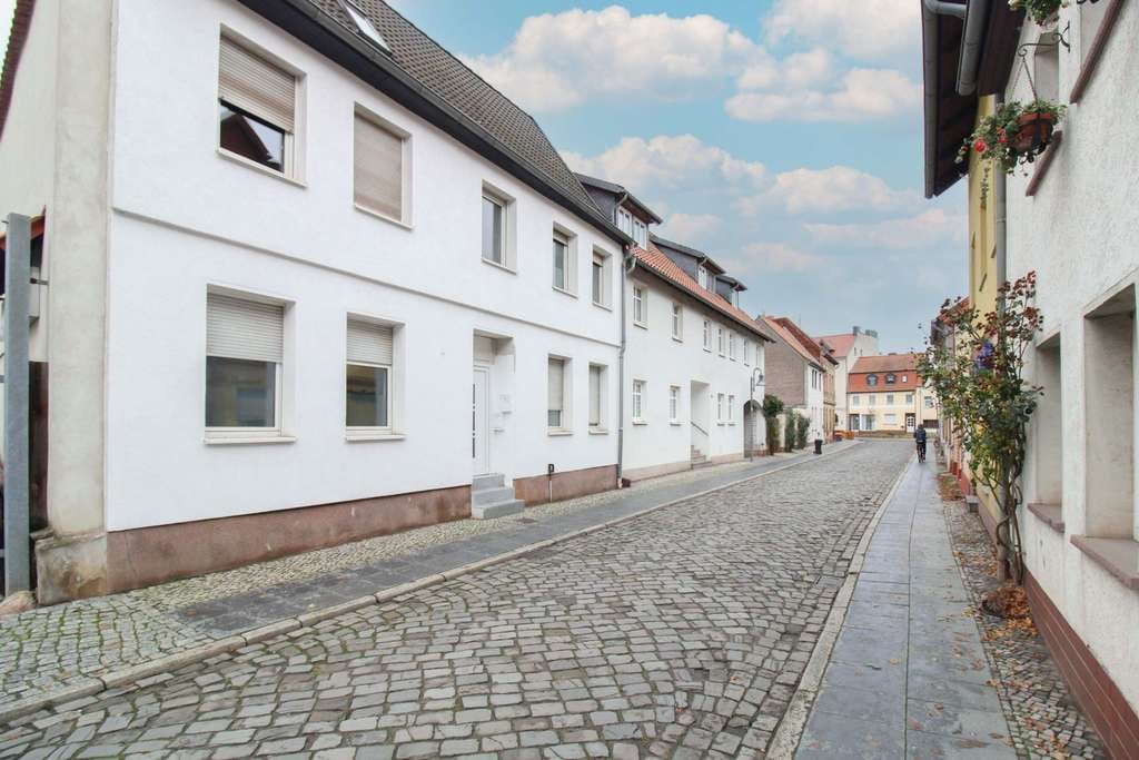 Immobilie in Haldensleben - Kapitalanlage: MFH mit 3 Einheiten und Wertsteigerungspotenzial in Altstadt - Bild 0