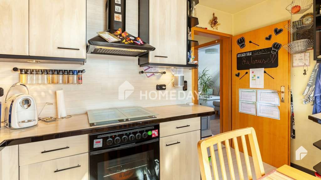 Immobilie in Sarstedt - Sonniges Wohnglück in ruhiger Lage: bezugsfreie 3-Zimmer-DG-Wohnung mit Ost-Balkon - Bild 3