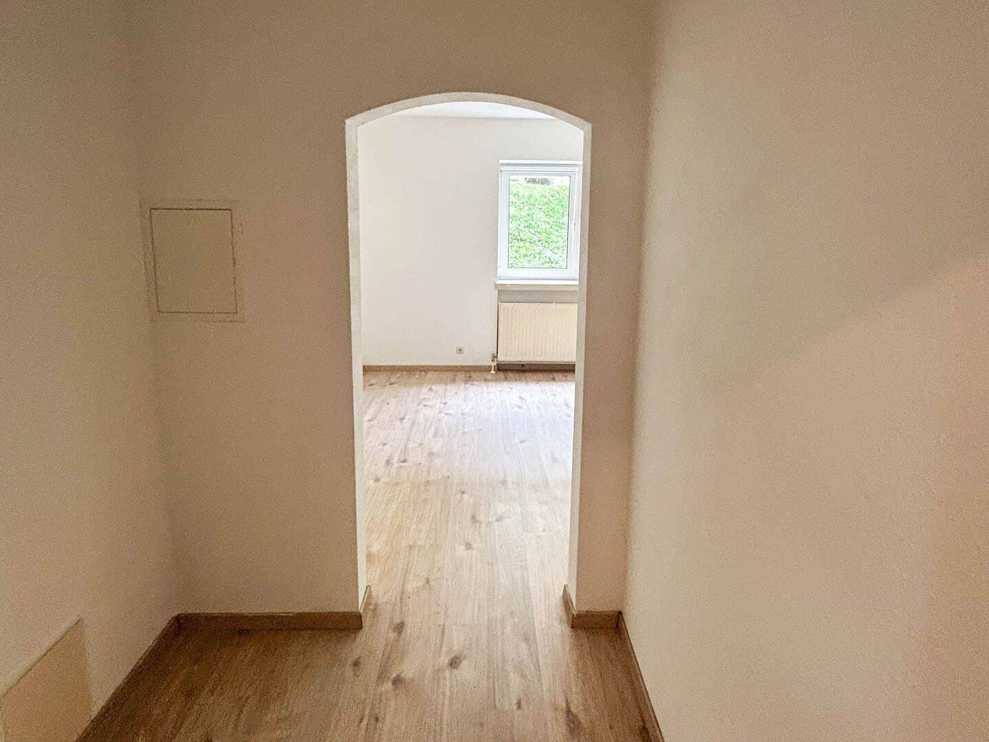 Immobilie in Grammetal - Charmante Einraumwohnung mit Terrasse und Stellplatz - Ideal für Singles oder Kapitalanleger - Bild 4