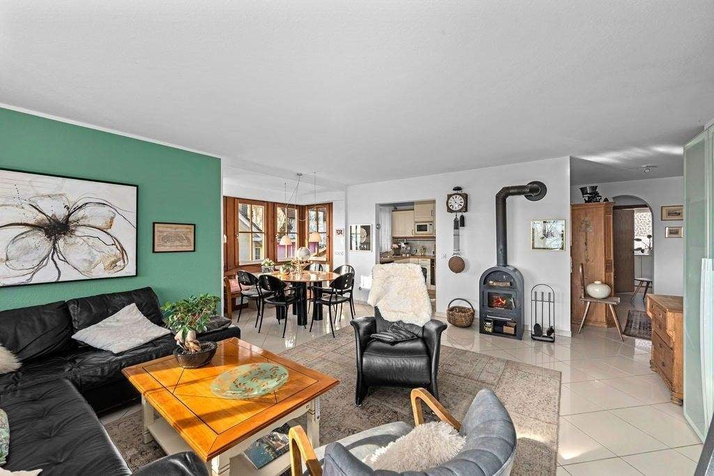 Immobilie in Allensbach - Panorama, Ruhe und Perspektive: 3,5-Zimmer-Wohnung in Allensbach am Bodensee! - Bild 2