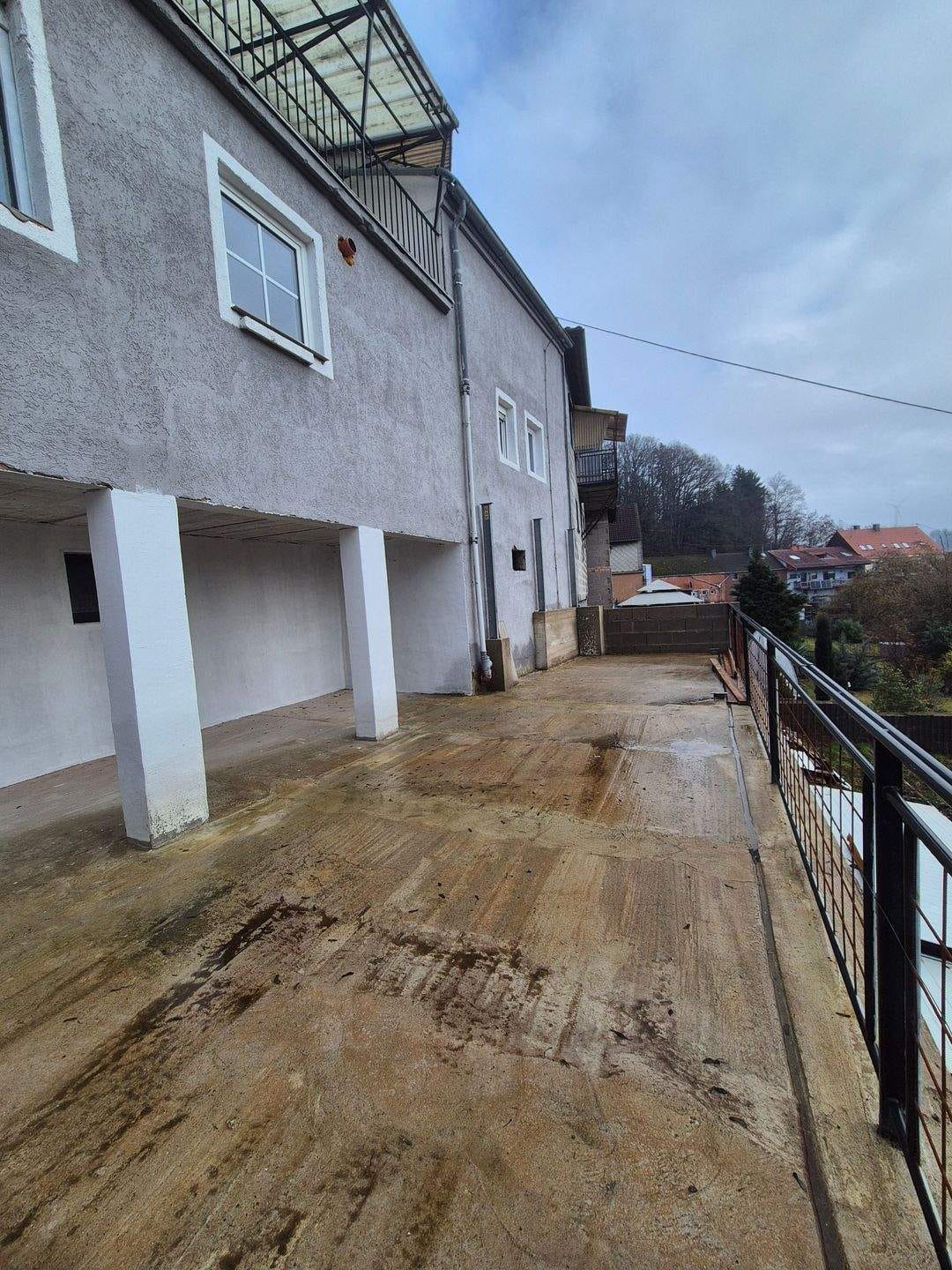 Immobilie in Lambsborn - Großzügiges Einfamilienhaus in Lambsborn - Bild 3