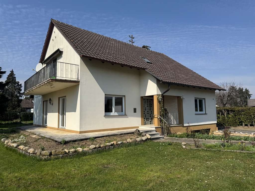 Immobilie in Neuenburg am Rhein - Hübsches Handwerkerhäuschen mit Charakter sucht neuen Eigentümer - Bild 0