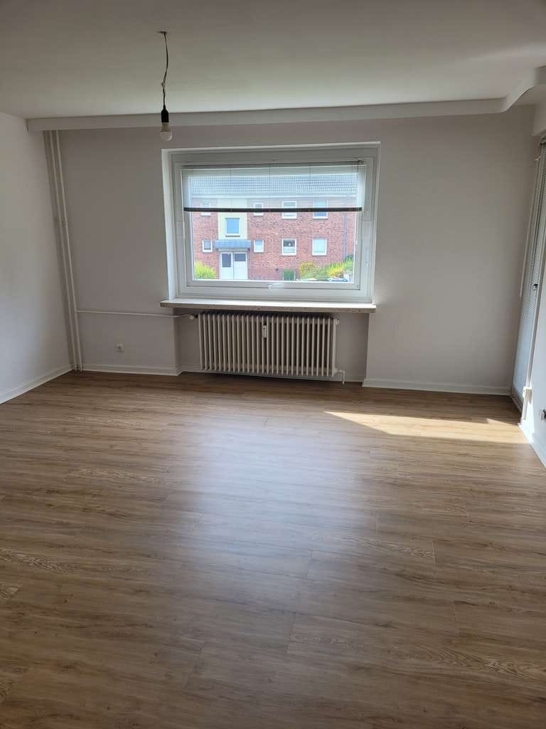 Immobilie in Büdelsdorf - „Ruhig gelegen und gut angebunden: Wohnung in Büdelsdorf bei Rendsburg“ - Bild 1