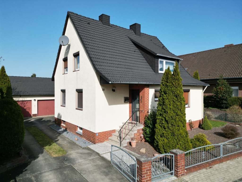 Immobilie in Grafhorst - EFH mit großem Grundstück / Ruhig und naturnah / 10 Min. nach WOB - Bild 0