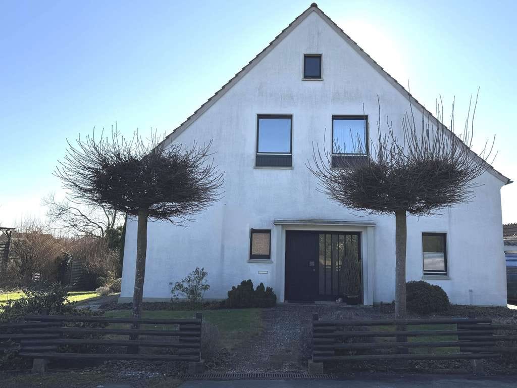 Immobilie in Bünde - Charmantes Einfamilienwohnhaus mit viel Platz in Bünde-Holsen - Bild 0