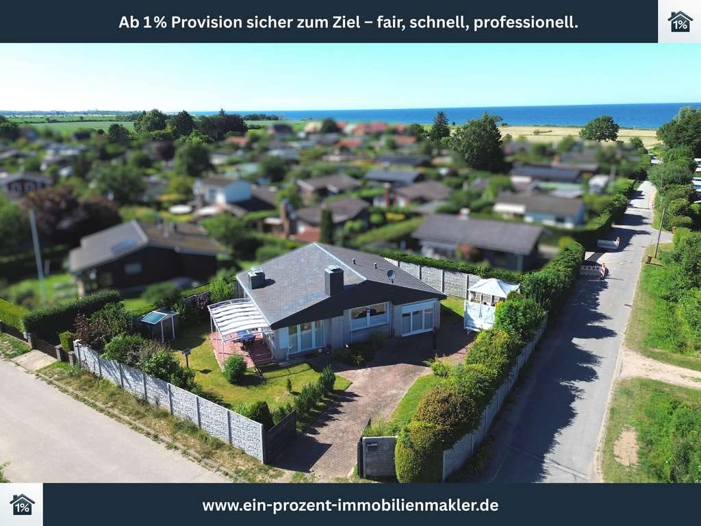 Immobilie in Hohenfelde - Strand, Sonne, Erholung – stilvolles Wochenendhaus nahe der Ostsee in Hohenfelde - Bild 0