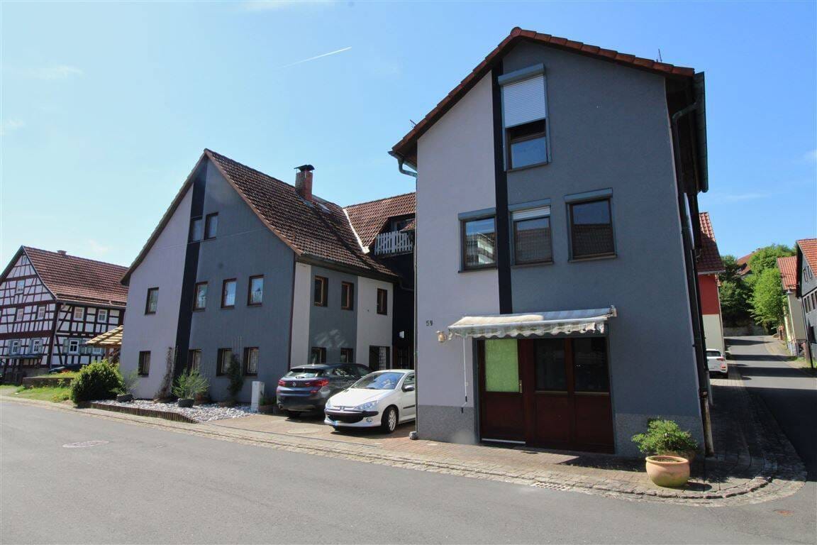 Immobilie in Meiningen - Extravagantes Wohnhaus mit Einliegerwohnung, Atelier & Gästehaus - Bild 0