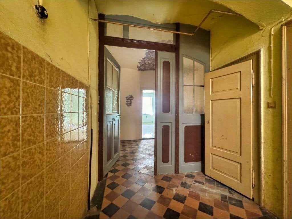 Immobilie in Gunzenhausen - Sanierungsjuwel im Herzen der Stadt – Wohn- und Geschäftshaus mit Entwicklungspotenzial - Bild 4