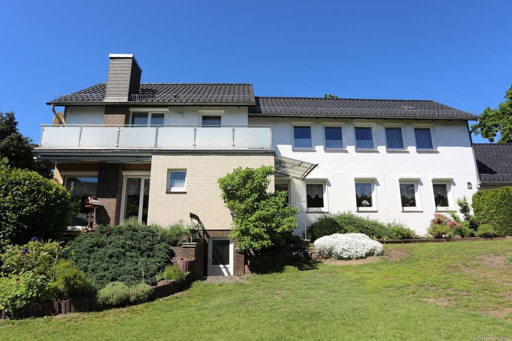 Immobilie in Gifhorn - Familienfreundliches Wohnhaus mit Nebengebäude auf großem Grundstück - Bild 0