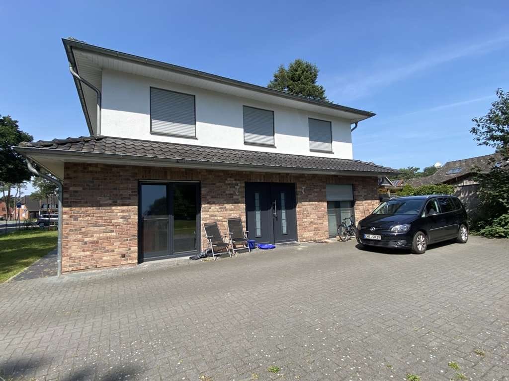 Immobilie in Worpswede - Großzügiges Einfamilienhaus auf großzügigem Grundstück - Bild 1