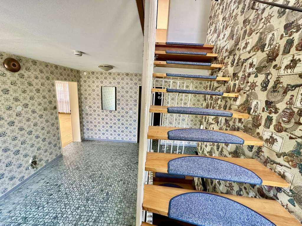 Immobilie in Herbolzheim - Traumhafte Lage, großes Grundstück, 3 Wohneinheiten - Mehrfamilienhaus in Herbolzheim-Broggingen - Bild 3