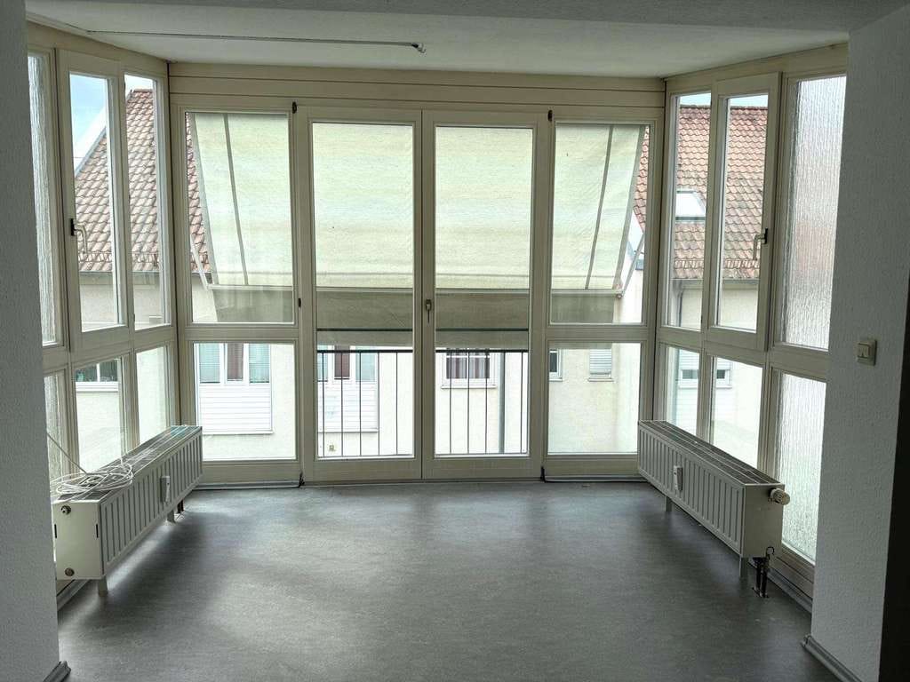 Immobilie in Weinsberg - Barrierefreie 1,5-Zimmer-Wohnung mit modernem Bad, Aufzug & Tiefgaragenstellplatz - Bild 3