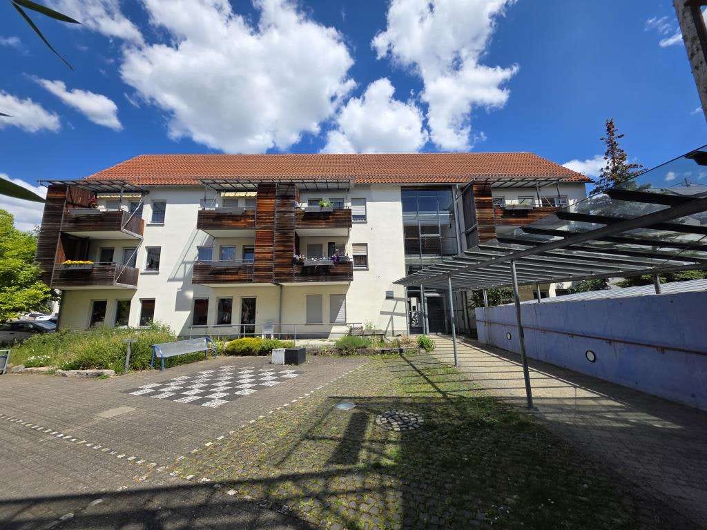 Immobilie in Schwaikheim - *PROVISIONSFREI* Betreutes Wohnen im Herzen von Schwaikheim 1,5-Zimmerwohnung mit Aufzug und Balkon! - Bild 0