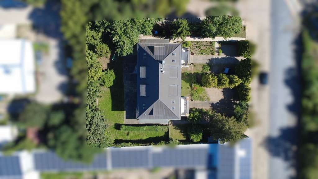 Immobilie in Staßfurt - Geschäftshaus mit 6 Einheiten und großzügigem Grundstück – Kapitalanlage oder  Eigennutzung - Bild 3