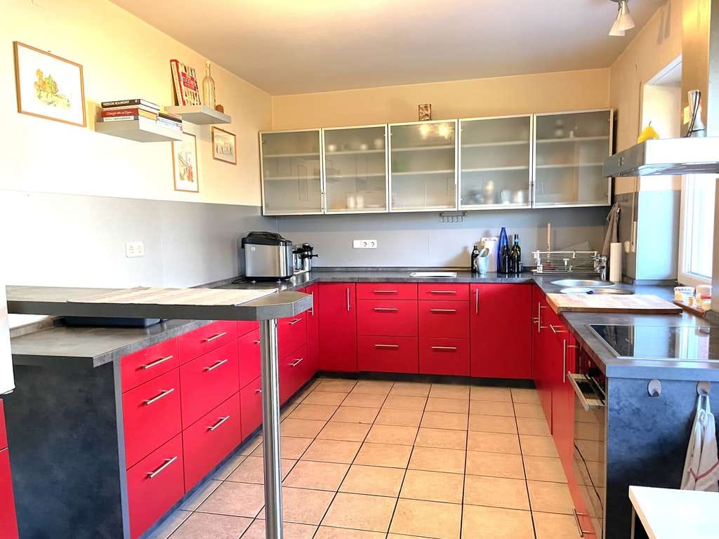 Immobilie in Aichach - Extravagantes Haus mit Einliegerwohnung in Aichach! - Bild 3