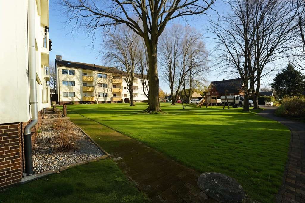 Immobilie in Hessisch Oldendorf - Sichere Kapitalanlage: Vermietete 3-Zimmer-Wohnung mit Landkreis als Mieter - Bild 1