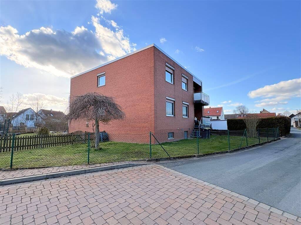 Immobilie in Baddeckenstedt - Für Kapitalanleger: Traumhaft wohnen in Baddeckenstedt - 4 Zimmer & Gartenidylle - Bild 2