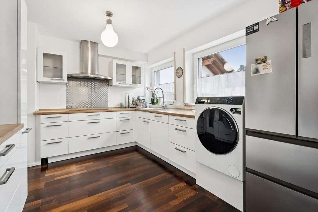 Immobilie in Berkheim - Großzügige, energetisch sanierte Gartenwohnung mit Terrasse und Garage in Berkheim - Bild 0