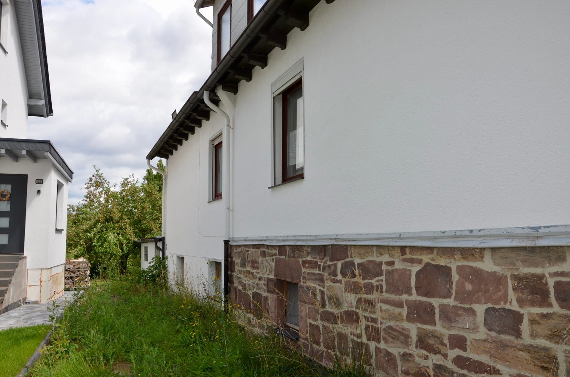 Immobilie in Fritzlar - Zweifamilienhaus mit Potenzial – bis zu 4 Wohneinheiten möglich. KEINE KÄUFERPROVISION! - Bild 3