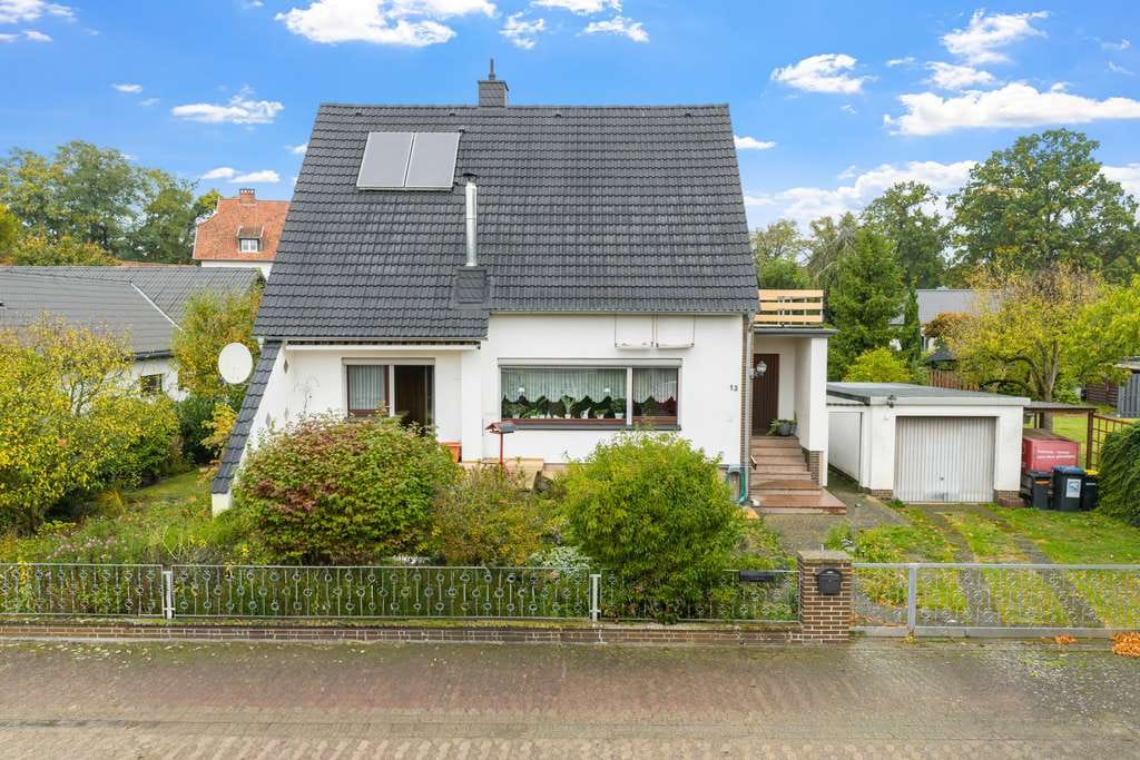 Immobilie in Wedemark - Viel Platz Innen und Außen! 1-2 Familienhaus mit Potenzial! - Bild 1