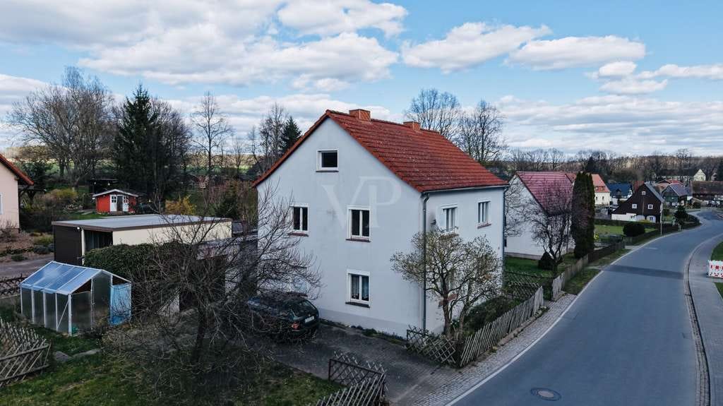 Immobilie in Zittau - Klein, fein, voller Möglichkeiten – Haus mit Wiesengrundstück - Bild 1