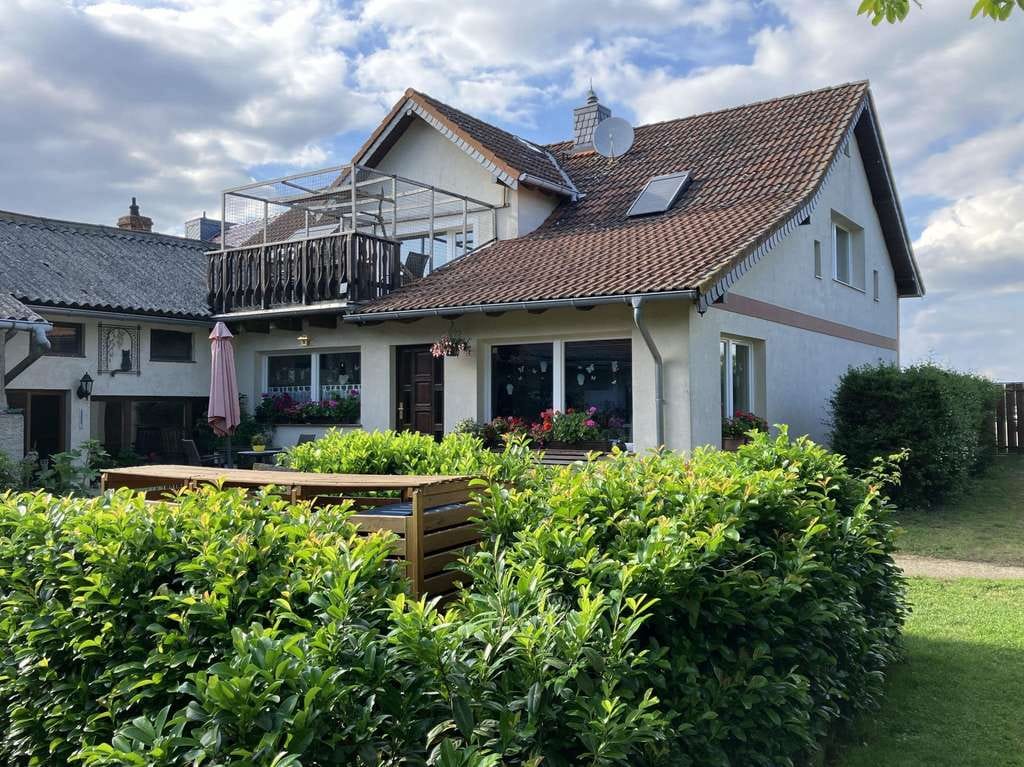 Immobilie in Flechtingen - Nur einziehen müssen Sie noch selbst! - Bild 1