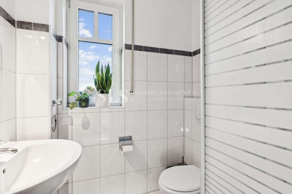 Immobilie in Raesfeld - Moderne Maisonette mit Balkon, Stellplatz, privatem Eingang und offenem Grundriss in ruhiger Lage - Bild 4