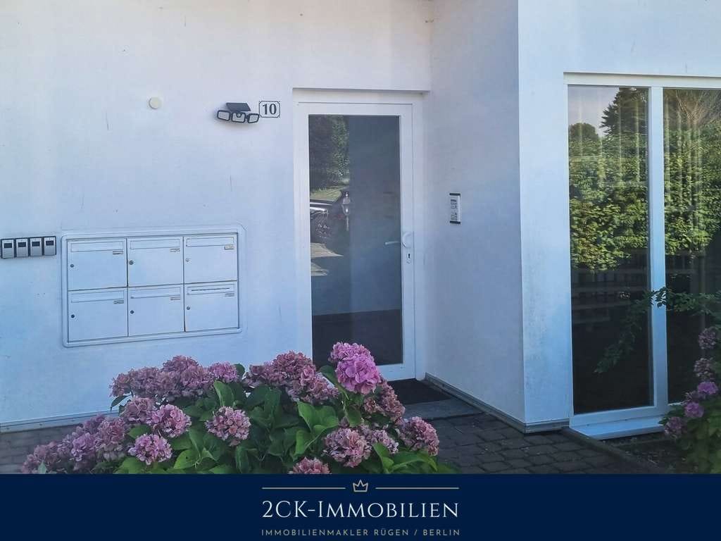 Immobilie in Gingst - Attraktive 54 m² 2-Zimmer-Wohnung in erholsamer und naturnaher Lage in Volsvitz/Gingst, auf Rügen! - Bild 2